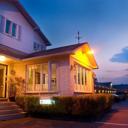 Motel Belle Riviere Saint-Jean-sur-Richelieu Exterior foto