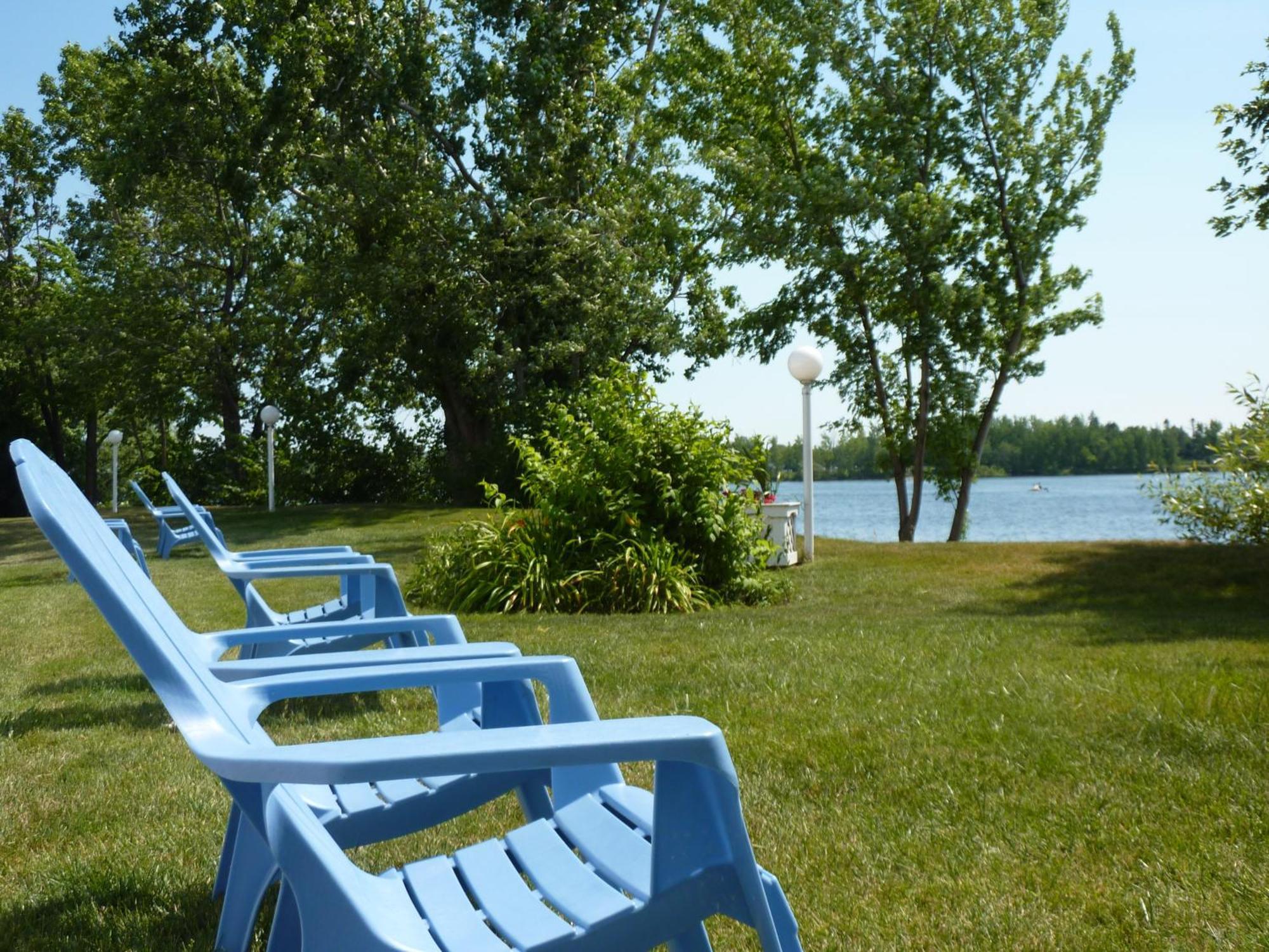 Motel Belle Riviere Saint-Jean-sur-Richelieu Exterior foto