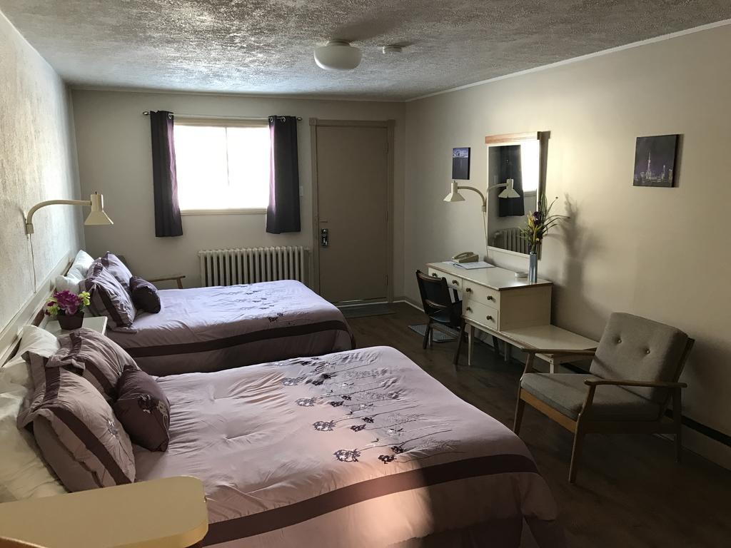 Motel Belle Riviere Saint-Jean-sur-Richelieu Exterior foto